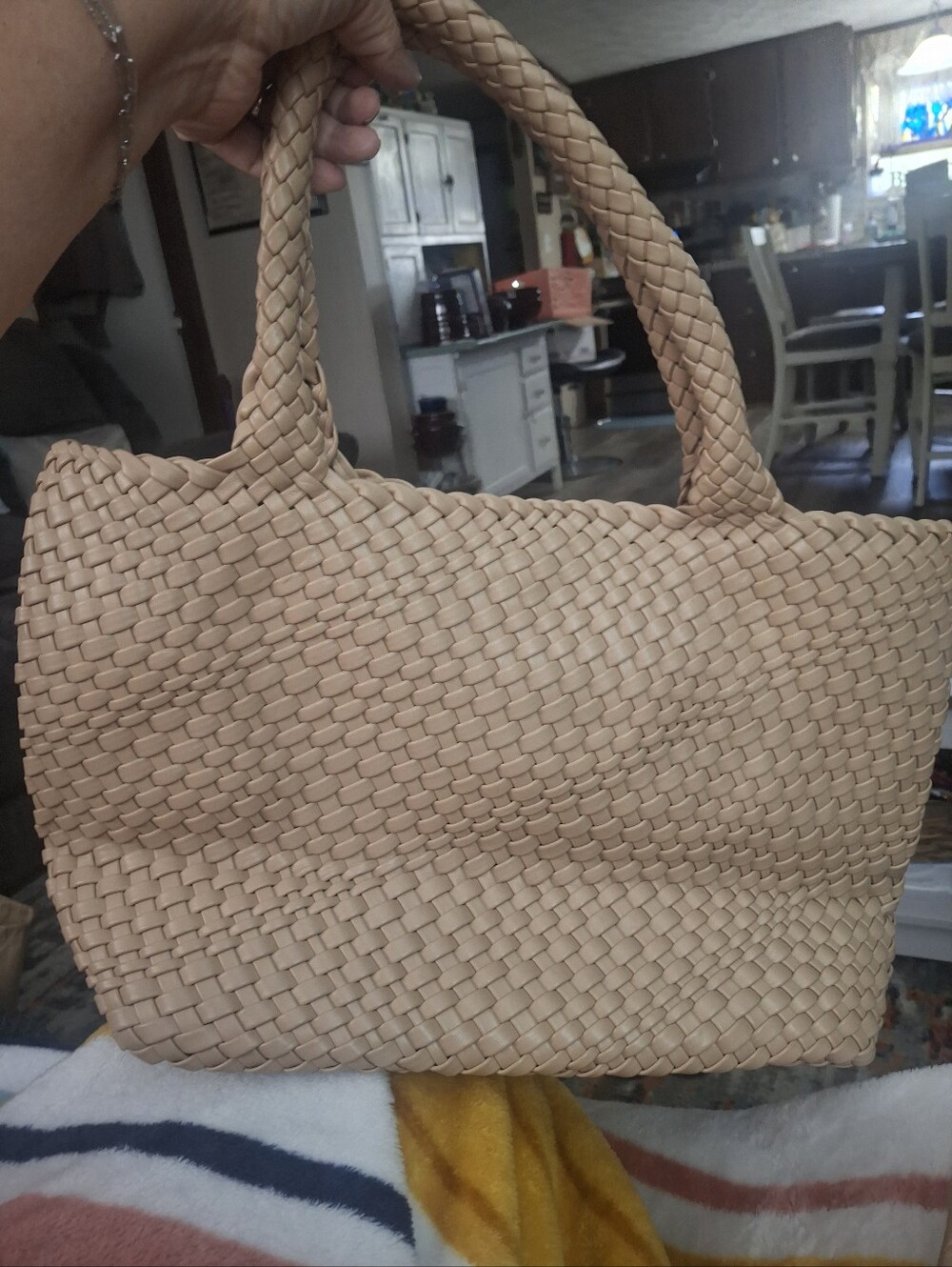 Woven Tote Handbag in Light Beige - Stylish Everyday Carry